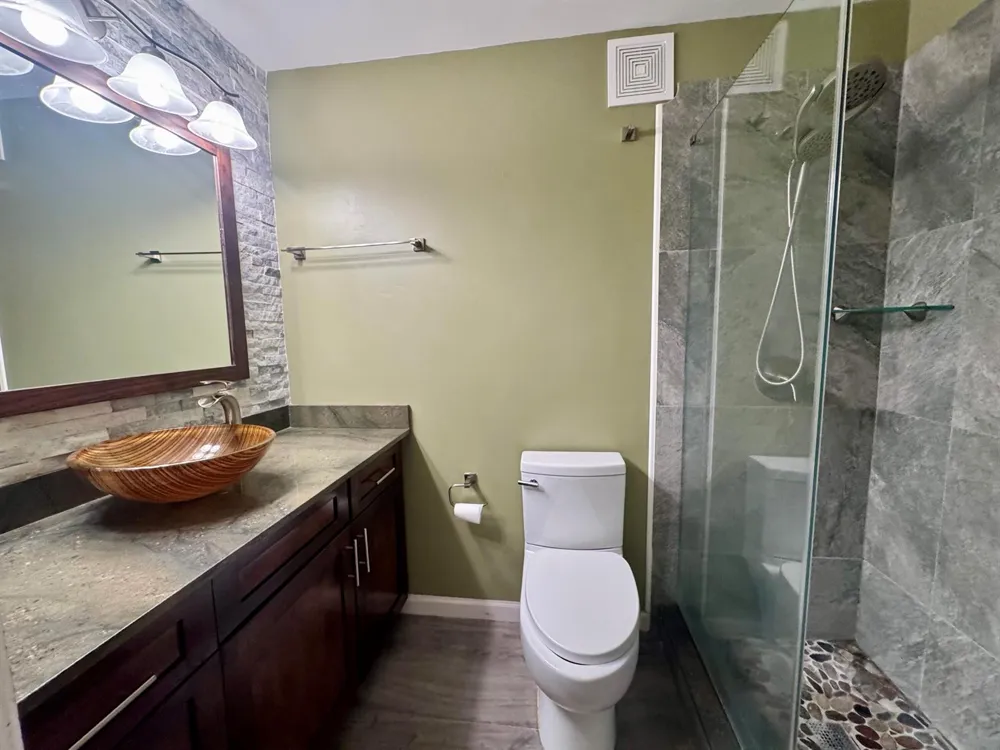 690 SE 23RD AVENUE #4 Pompano Beach, FL 33062