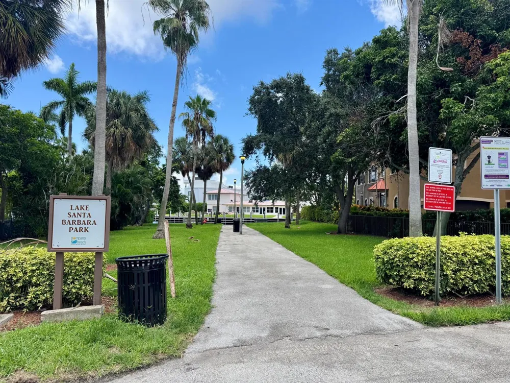 690 SE 23RD AVENUE #4 Pompano Beach, FL 33062