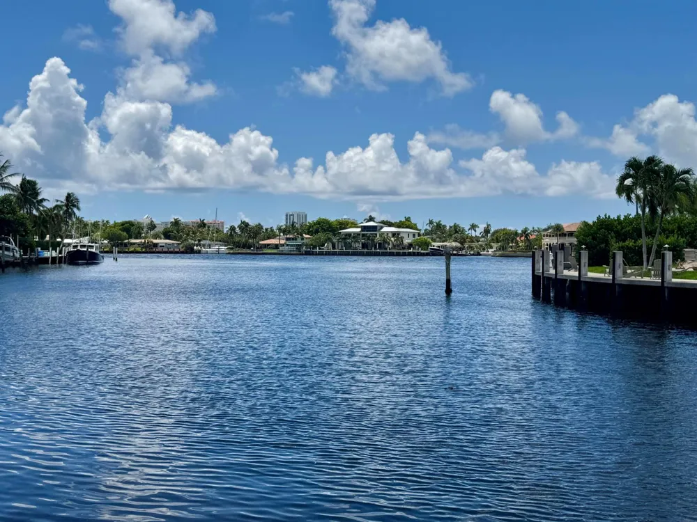 690 SE 23RD AVENUE #4 Pompano Beach, FL 33062