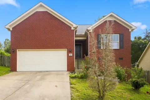 1084 Shire Dr