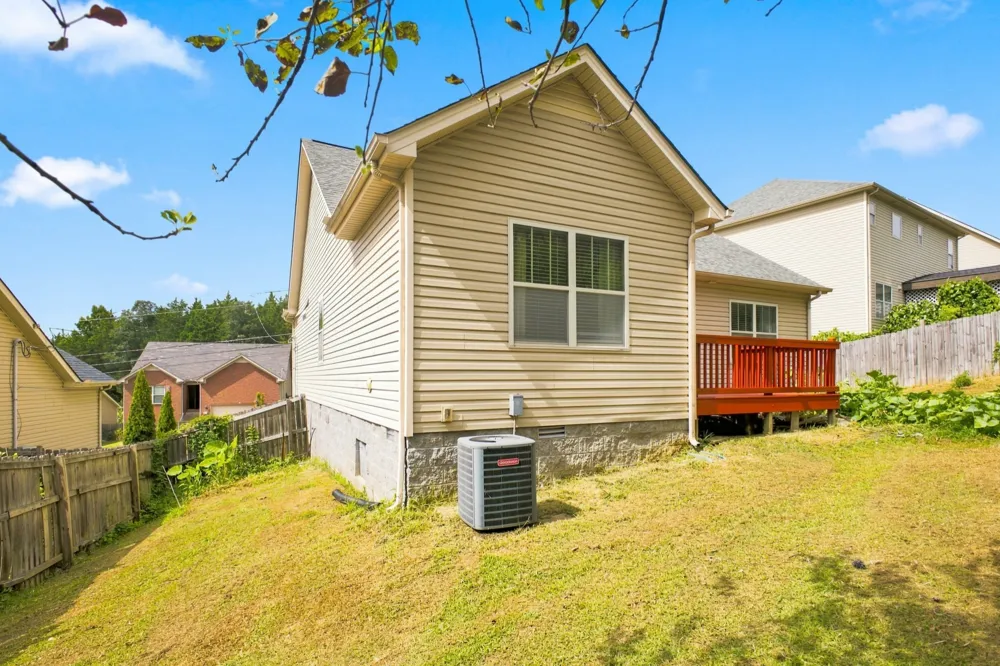 1084 Shire Dr Antioch, TN 37013
