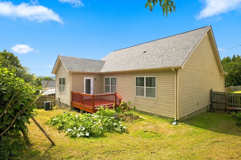 1084 Shire Dr Antioch, TN 37013