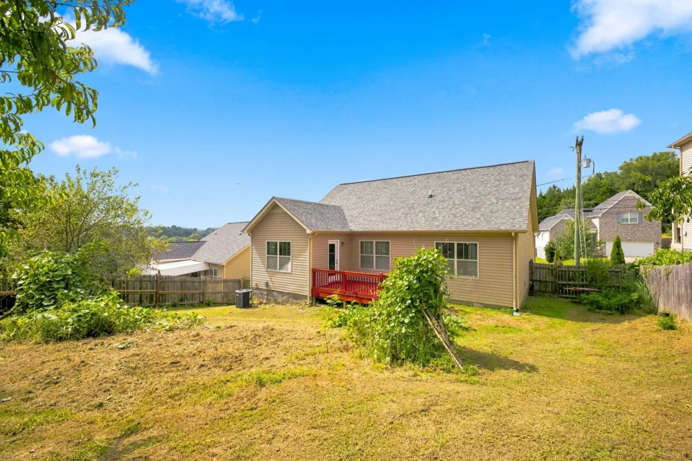1084 Shire Dr Antioch, TN 37013