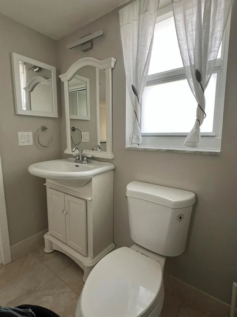 230 NE 26th Avenue #207 Boynton Beach, FL 33435