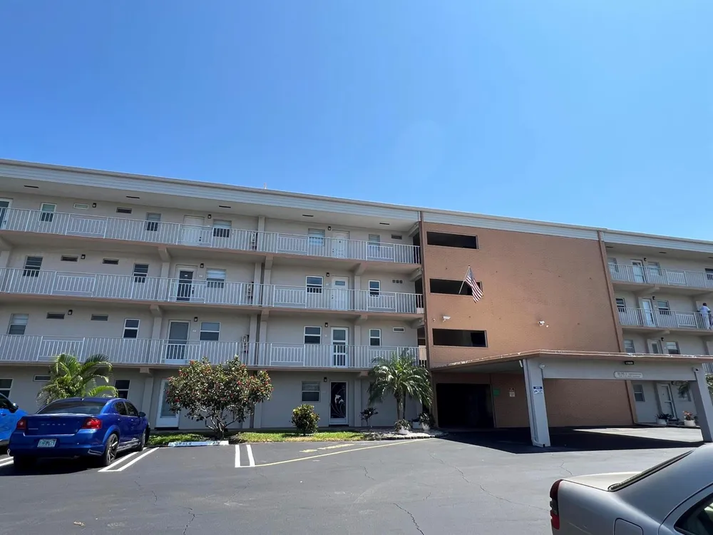 230 NE 26th Avenue #207 Boynton Beach, FL 33435