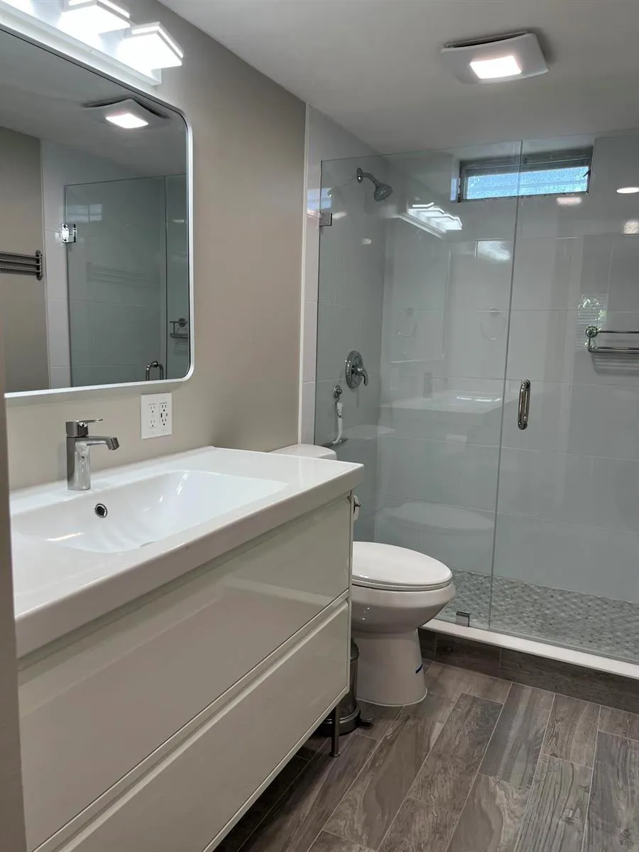 230 NE 26th Avenue #207 Boynton Beach, FL 33435