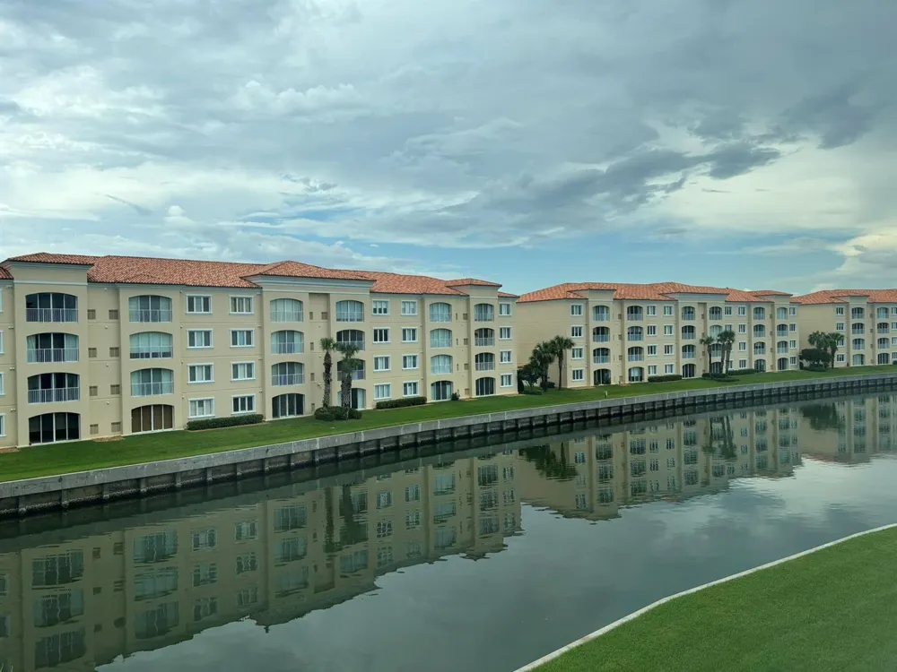 7 HARBOUR ISLE DRIVE E #304 Fort Pierce, FL 34949