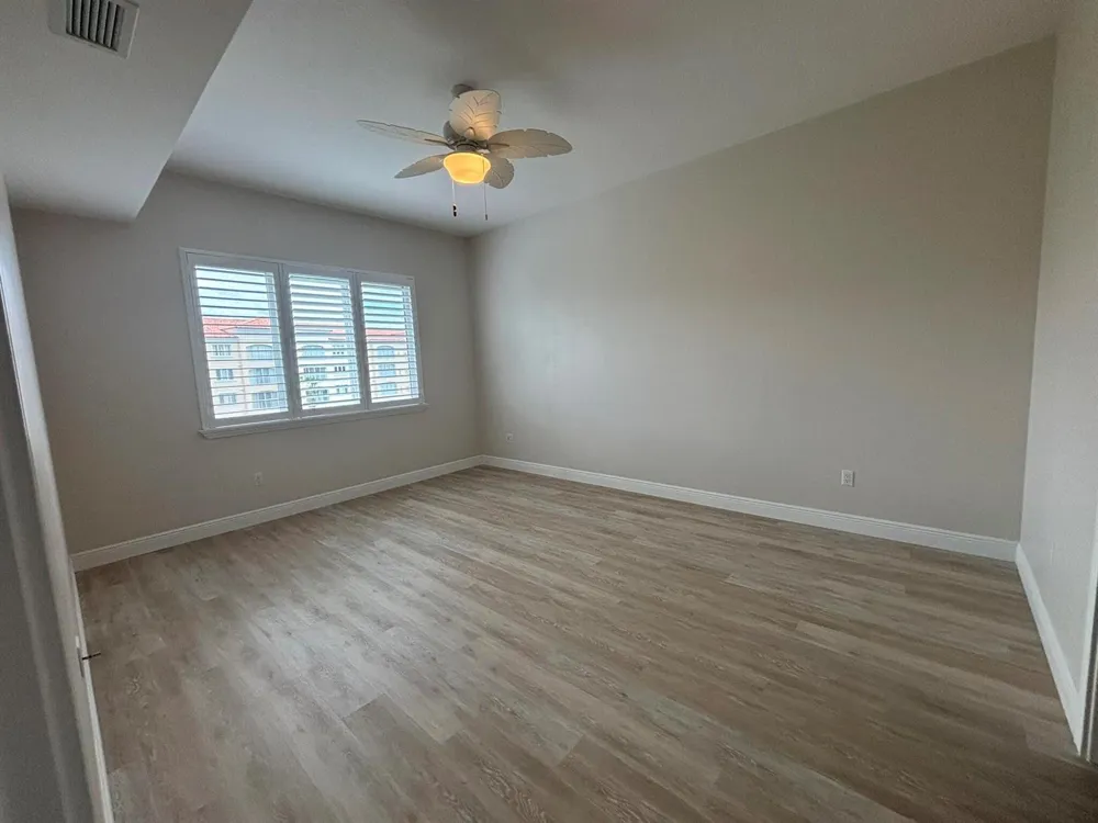 7 HARBOUR ISLE DRIVE E #304 Fort Pierce, FL 34949