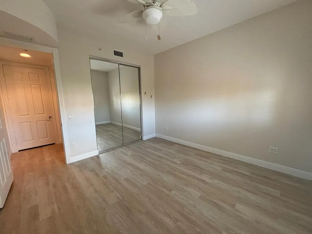 7 HARBOUR ISLE DRIVE E #304 Fort Pierce, FL 34949