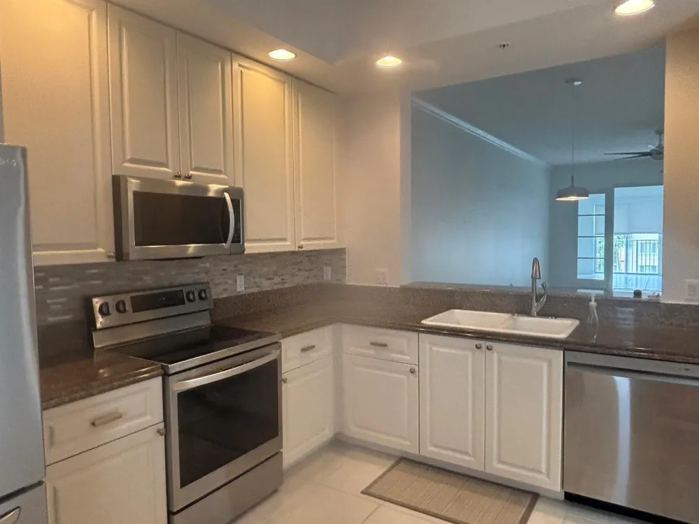 7 HARBOUR ISLE DRIVE E #304 Fort Pierce, FL 34949