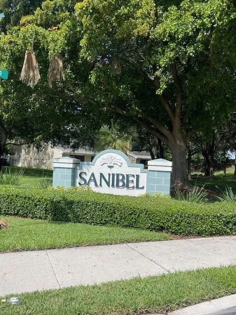 7872 Sanibel Dr #7872 Tamarac, FL 33321
