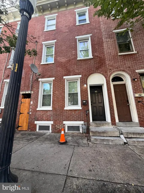 812 MONROE STREET