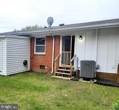 1101 DAVIS STREET Colonial Beach, VA 22443