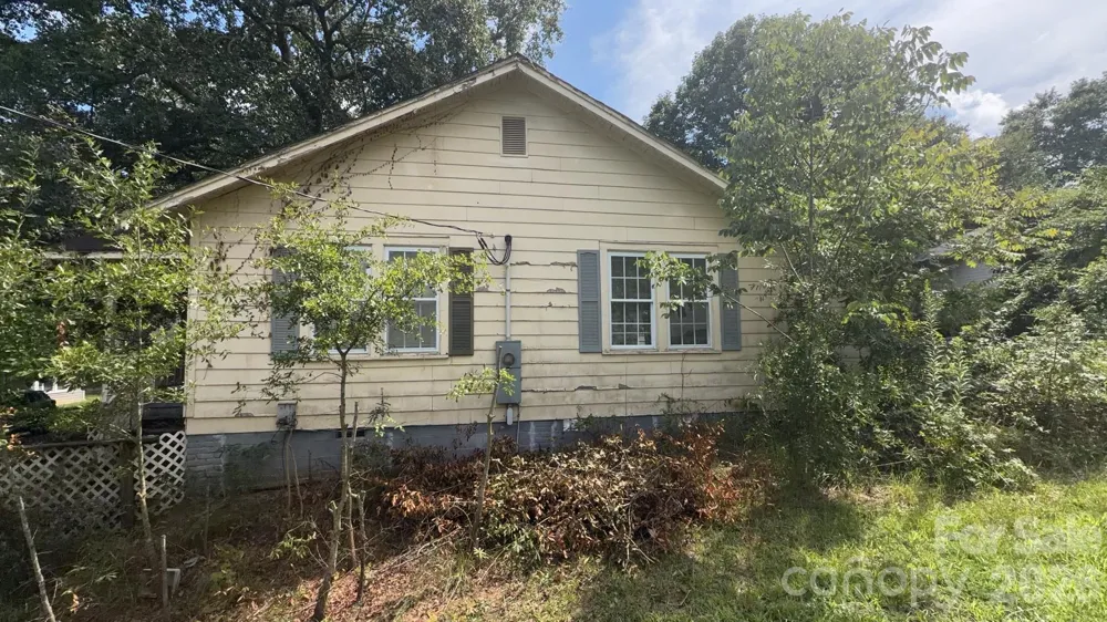 109 Dean Street Gastonia, NC 28052
