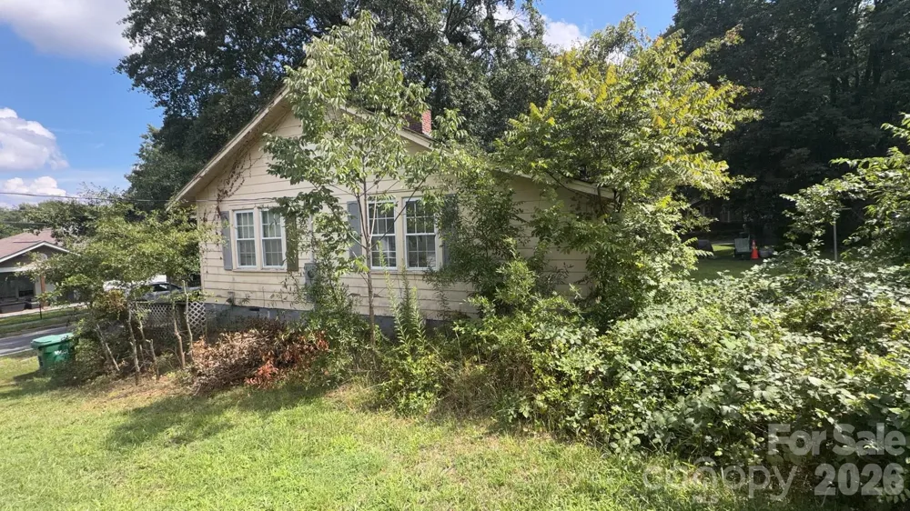 109 Dean Street Gastonia, NC 28052