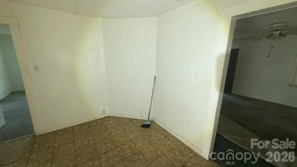 109 Dean Street Gastonia, NC 28052