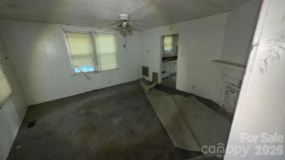 109 Dean Street Gastonia, NC 28052