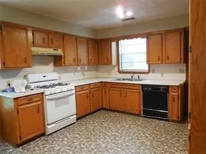 109 Willow Street Springhill, LA 71075