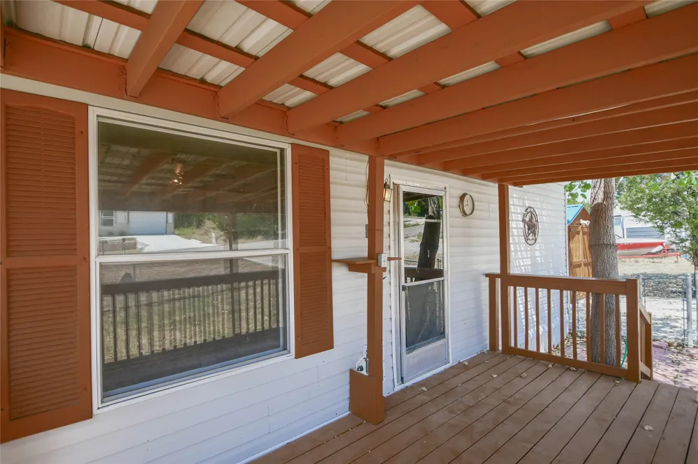 912 Pease River Drive Granbury, TX 76048