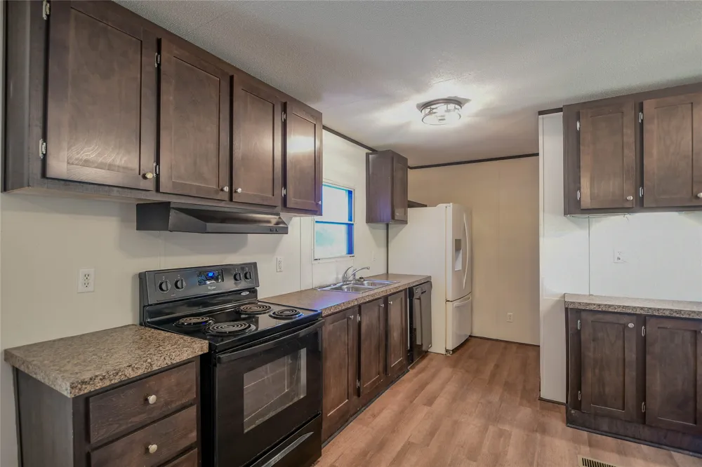 912 Pease River Drive Granbury, TX 76048