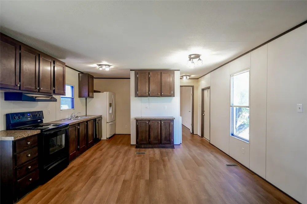 912 Pease River Drive Granbury, TX 76048