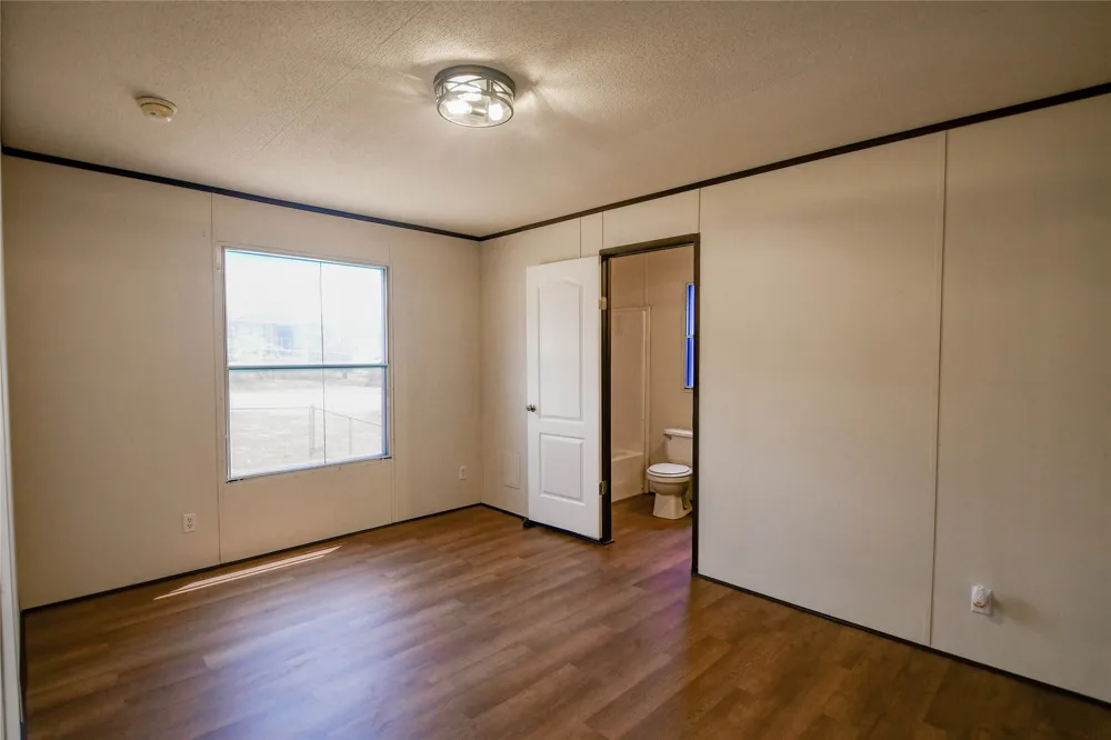 912 Pease River Drive Granbury, TX 76048