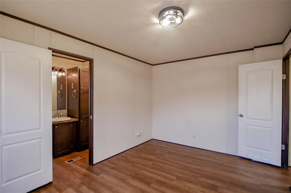 912 Pease River Drive Granbury, TX 76048