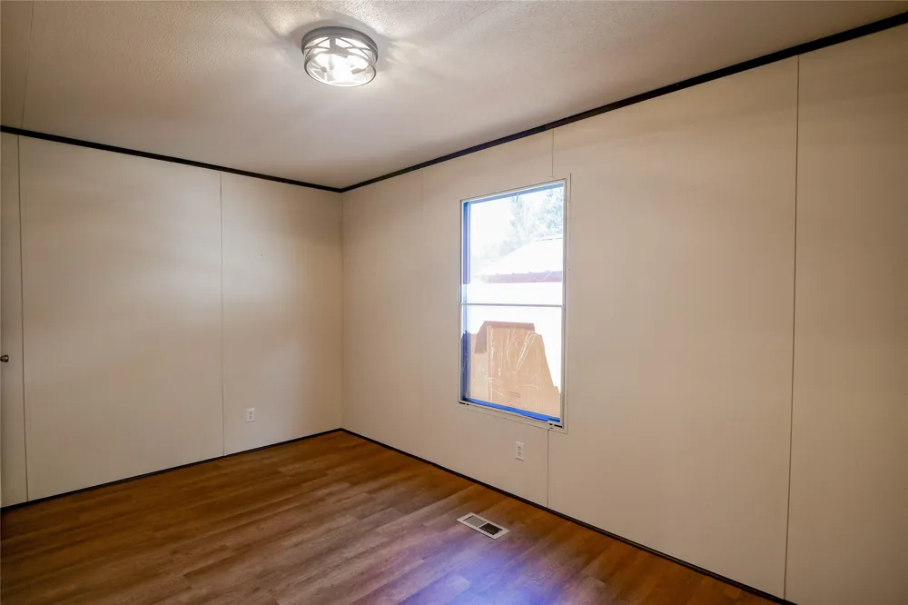 912 Pease River Drive Granbury, TX 76048