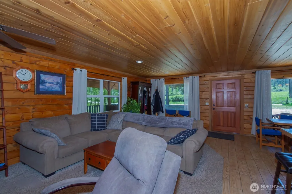 798 Barzee Road Colville, WA 99114