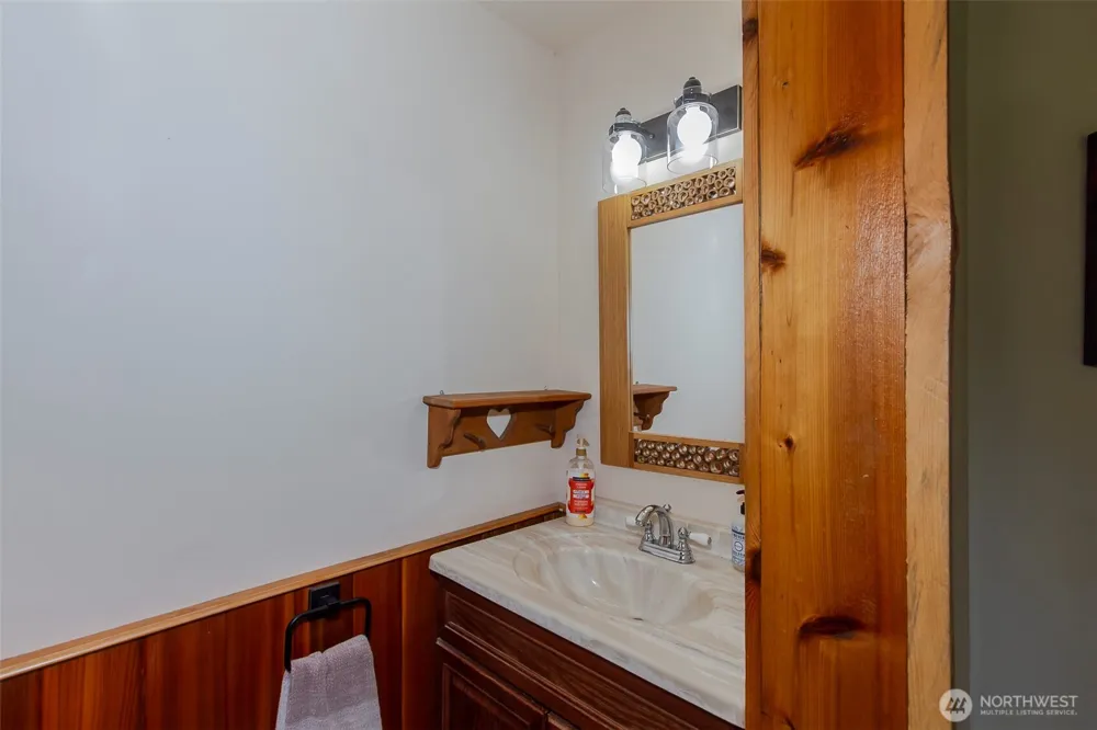 798 Barzee Road Colville, WA 99114