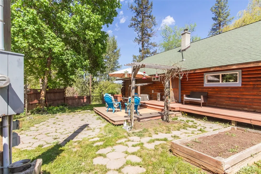 798 Barzee Road Colville, WA 99114
