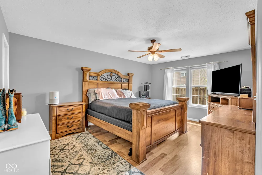 9733 Centennial Court Avon, IN 46123