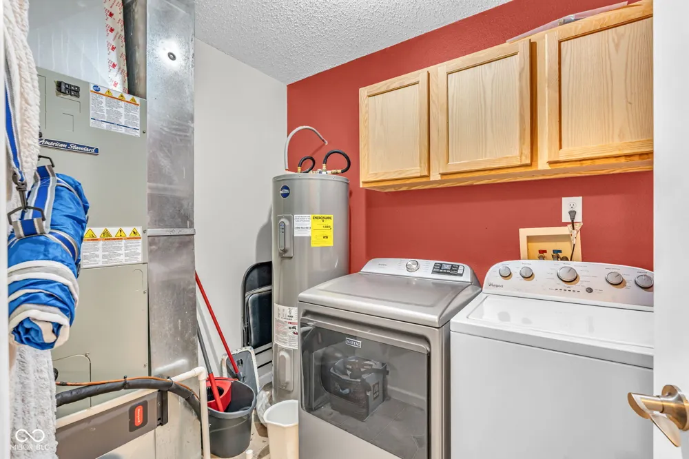 9733 Centennial Court Avon, IN 46123