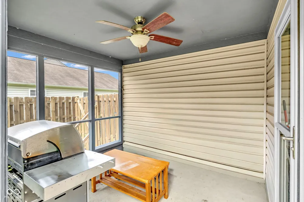 9733 Centennial Court Avon, IN 46123