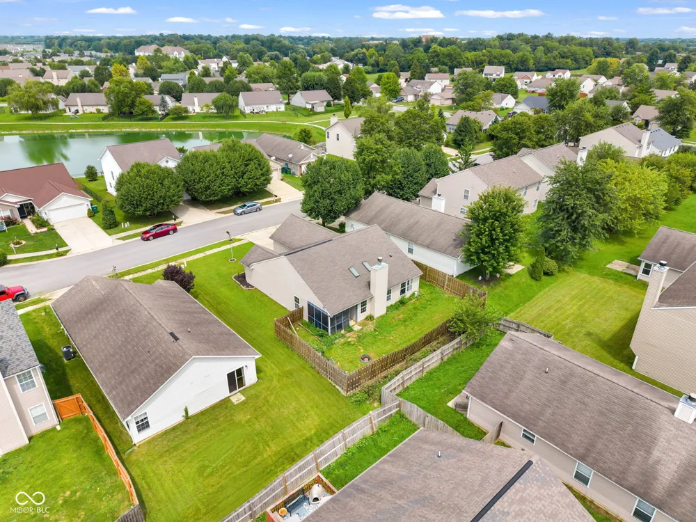 9733 Centennial Court Avon, IN 46123