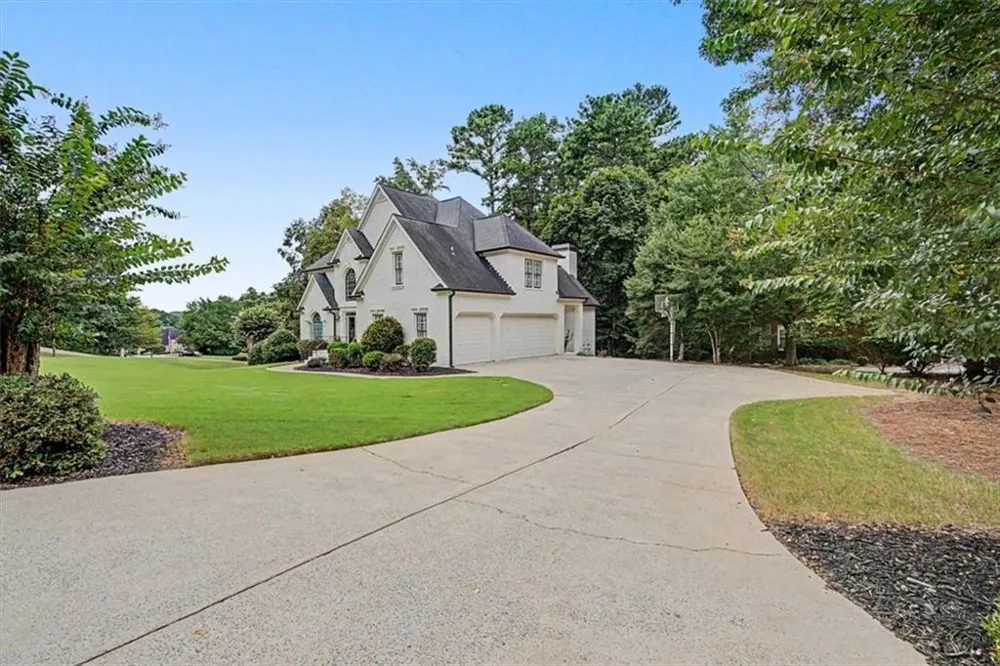 1367 Winborn Circle NW Kennesaw, GA 30152