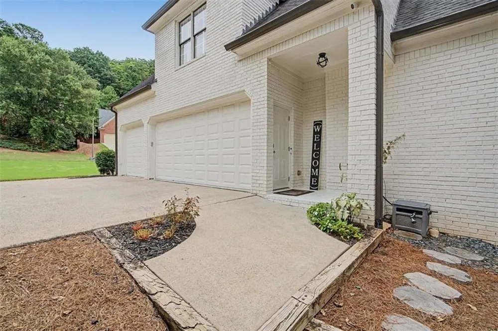 1367 Winborn Circle NW Kennesaw, GA 30152