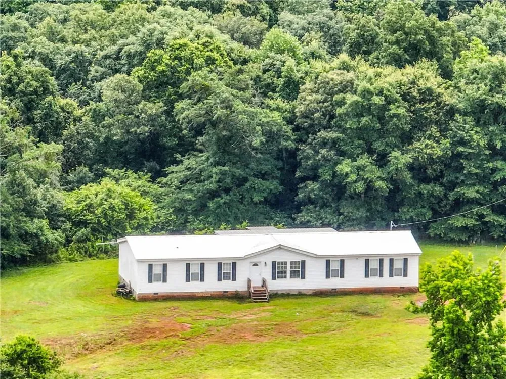 397 Reed Brawner Road Royston, GA 30662