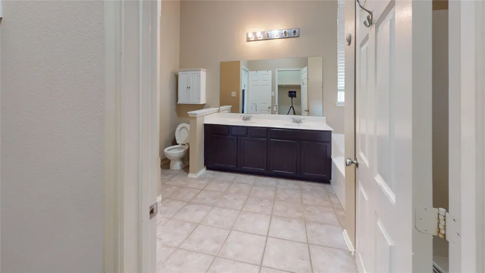 6804 Whitestone Drive McKinney, TX 75070
