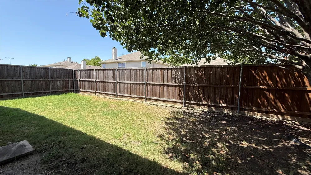 6804 Whitestone Drive McKinney, TX 75070