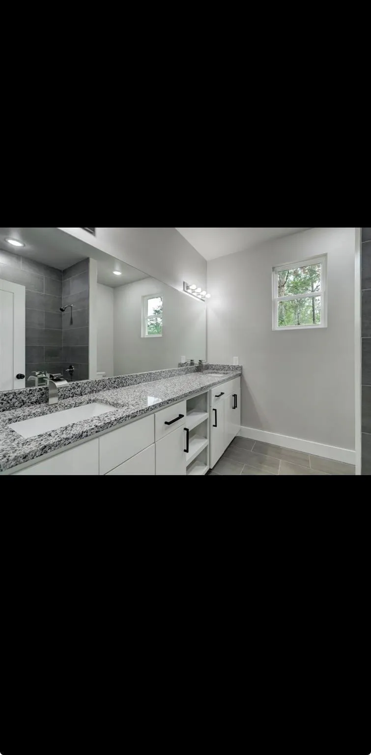 884 Road 5203 Cleveland, TX 77327