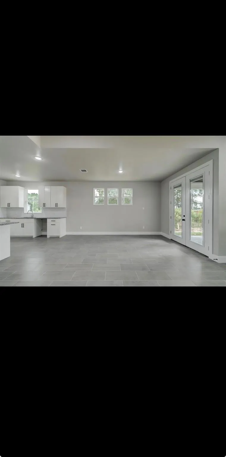 884 Road 5203 Cleveland, TX 77327