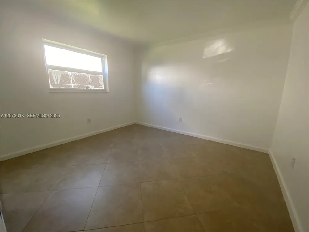 3670 SW 60th Ave #2 Davie, FL 33314