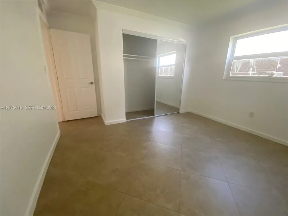 3670 SW 60th Ave #2 Davie, FL 33314