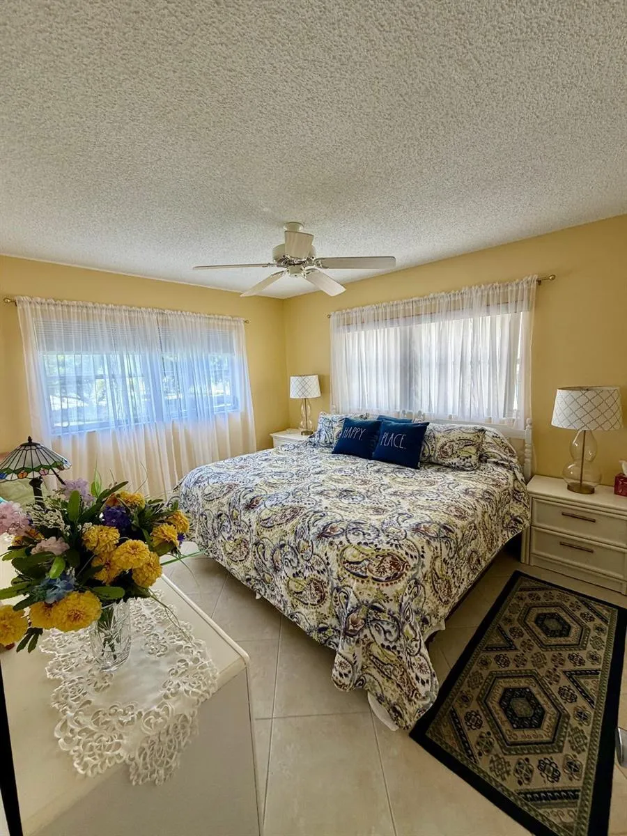 300 NE 26TH AVENUE #2010 Boynton Beach, FL 33435