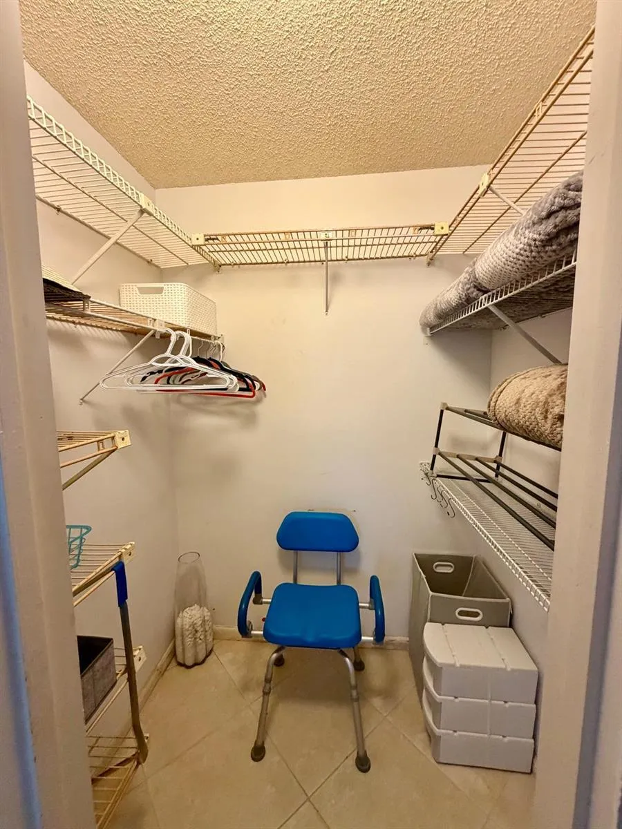 300 NE 26TH AVENUE #2010 Boynton Beach, FL 33435