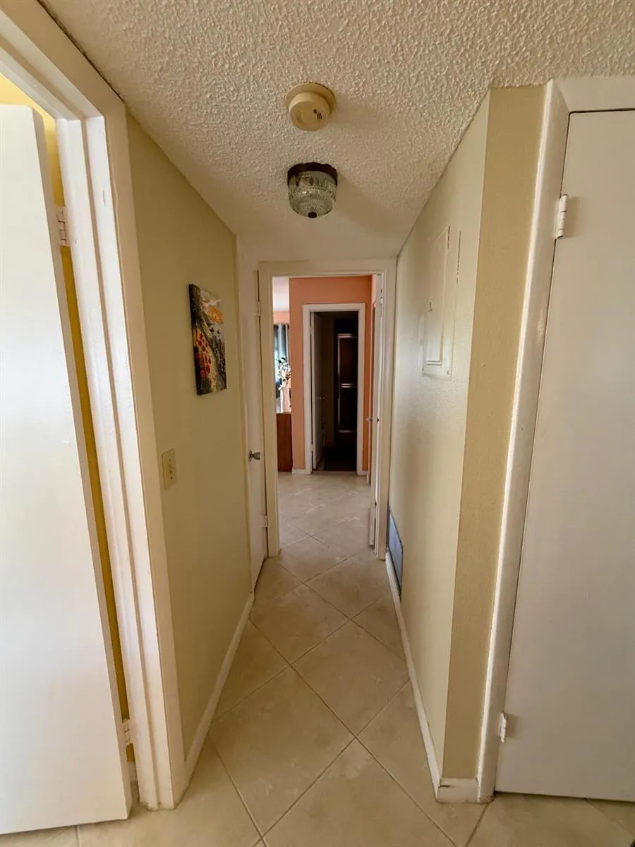 300 NE 26TH AVENUE #2010 Boynton Beach, FL 33435