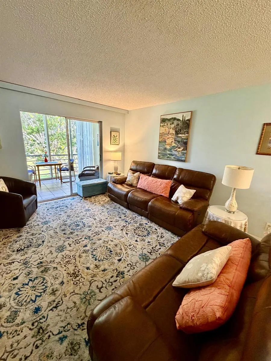 300 NE 26TH AVENUE #2010 Boynton Beach, FL 33435