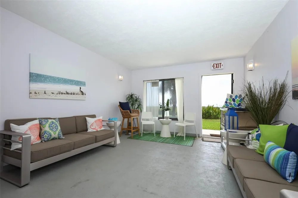 299 ATLANTIC AVENUE #304 Cocoa Beach, FL 32931