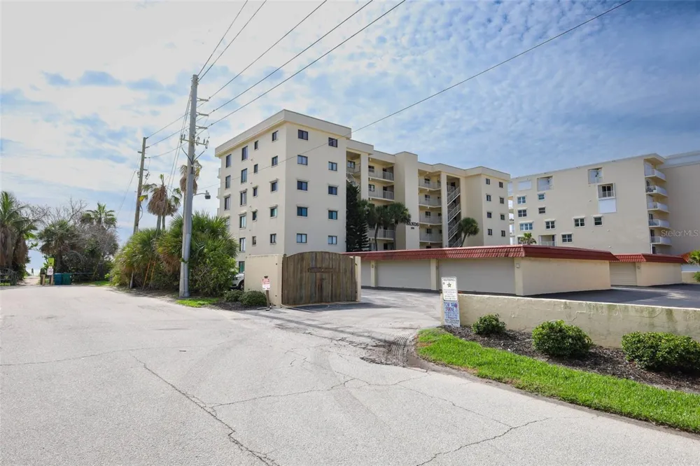 299 ATLANTIC AVENUE #304 Cocoa Beach, FL 32931
